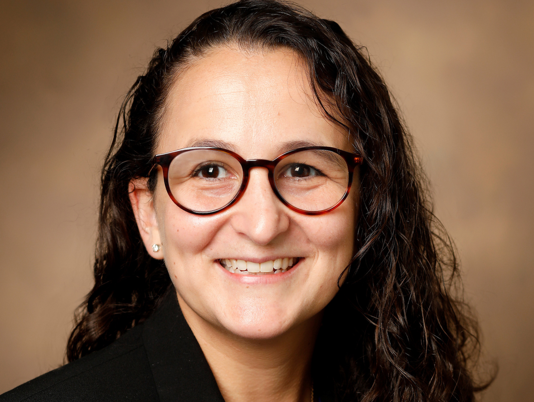 Dr. Jaclyn Tamaroff headshot