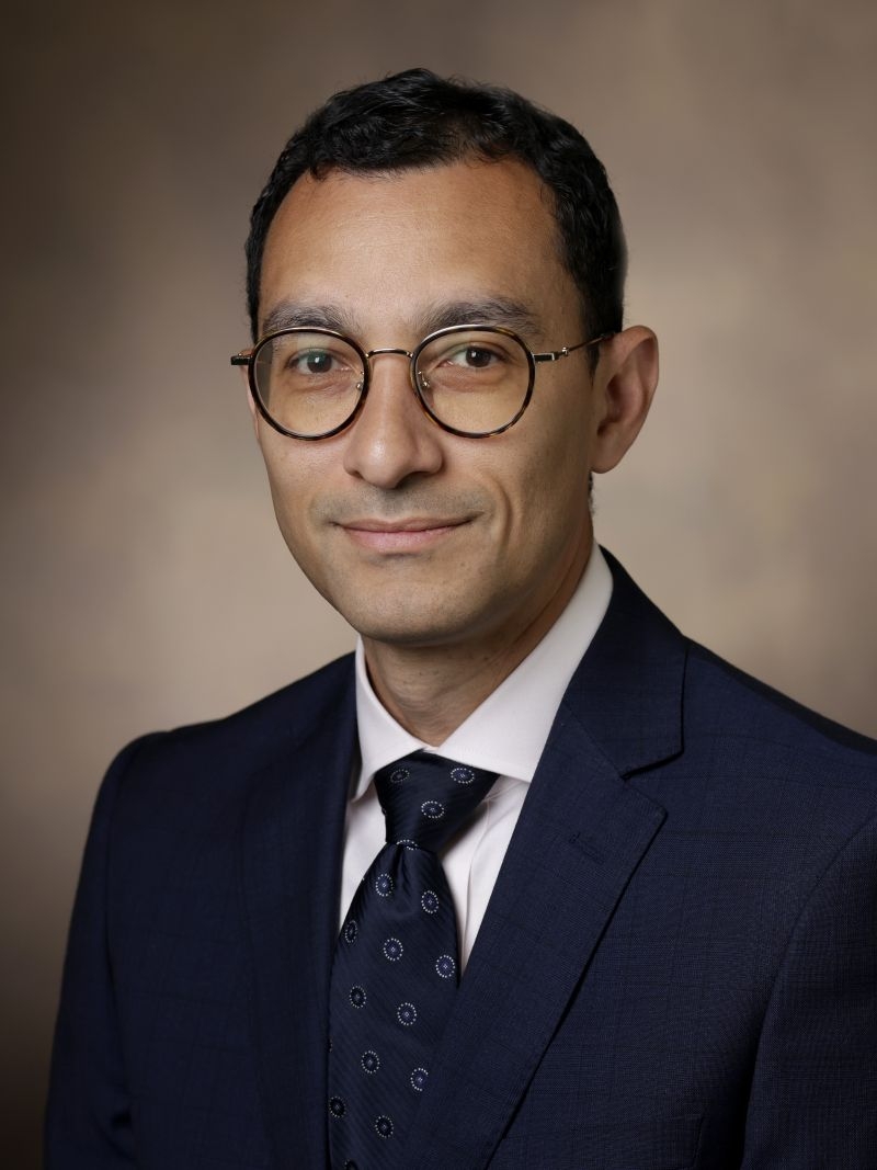 Dr. Francisco Ujueta